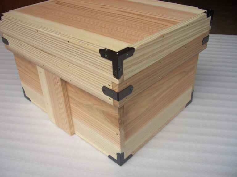 diyで簡単に蓋付きや釘なし、強度のある丈夫な木箱の作り方│DIY（日曜
