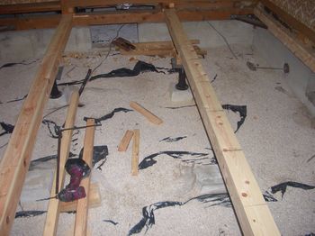 フローリングをdiyで張る 床下地の作り方 大引 根太編 Diy 日曜大工 園芸 を楽しもう